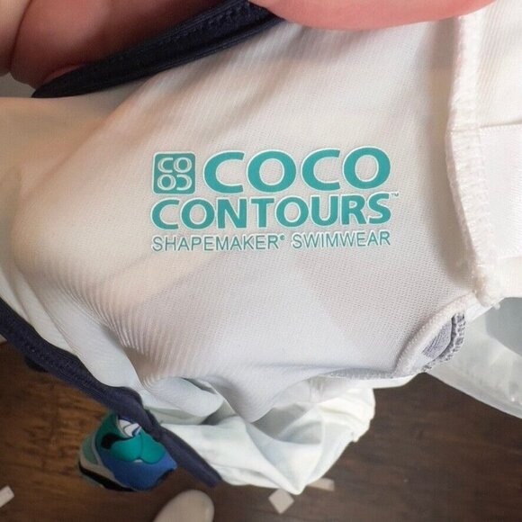 Coco Reef $142 Women's Stellar Printed One-Piece Swimsuit Size 10/34C - Picture 5 of 11